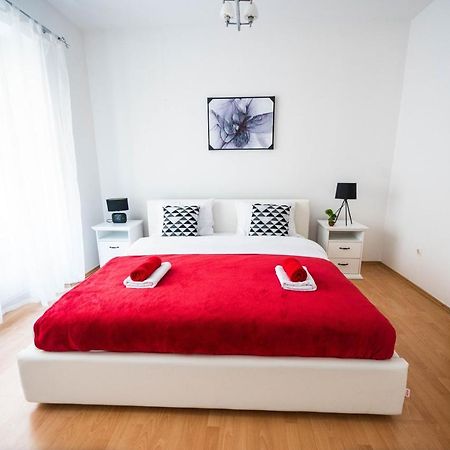 Bright And Modern 1Bdr Apartment In The Center SJJ Exteriér fotografie