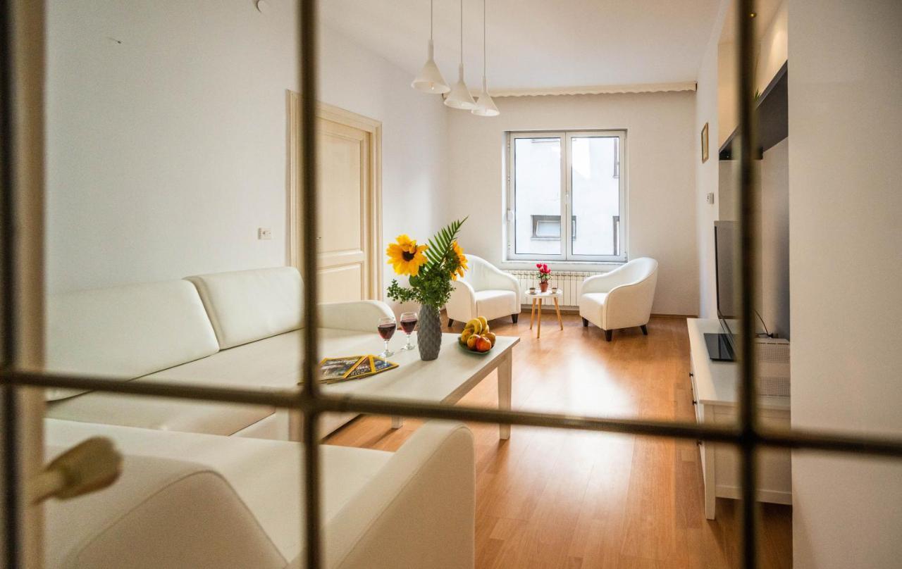 Bright And Modern 1Bdr Apartment In The Center SJJ Exteriér fotografie