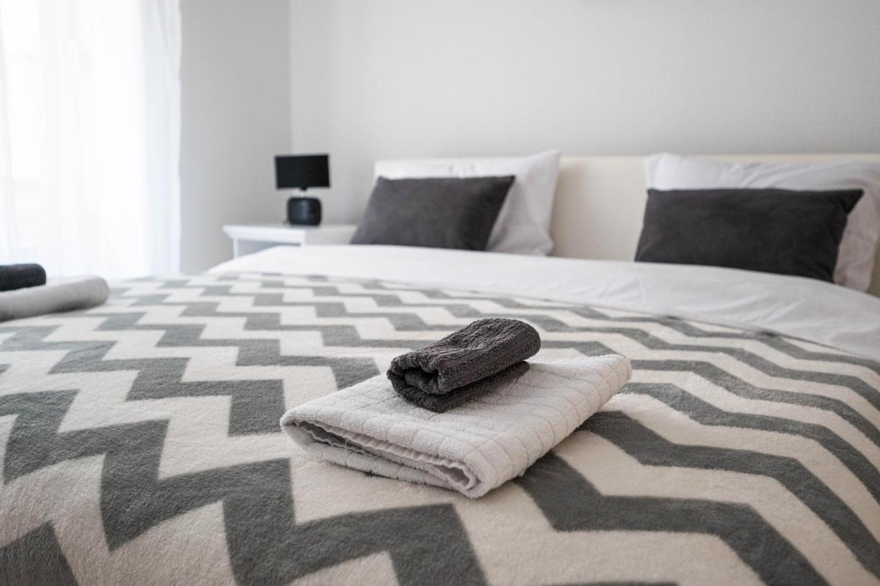 Bright And Modern 1Bdr Apartment In The Center SJJ Exteriér fotografie