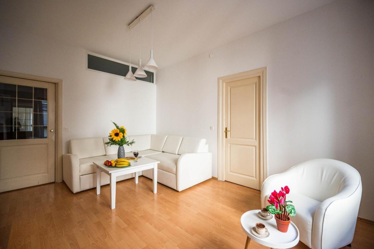 Bright And Modern 1Bdr Apartment In The Center SJJ Exteriér fotografie